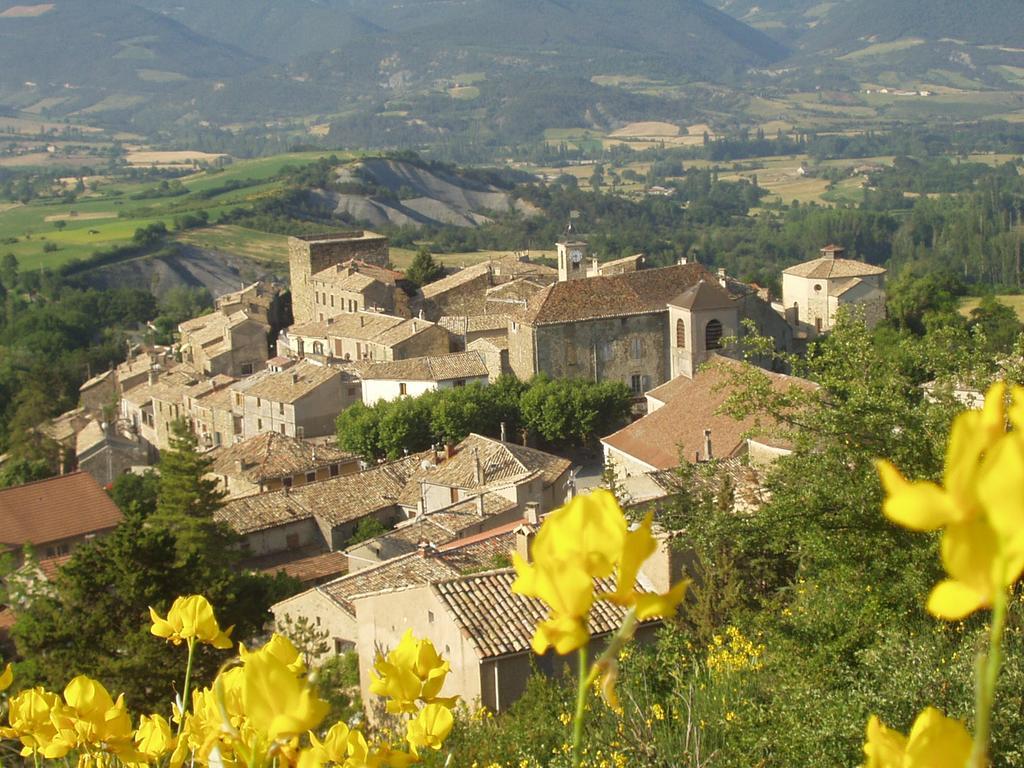 Gites Chameyer Rosans Exterior foto